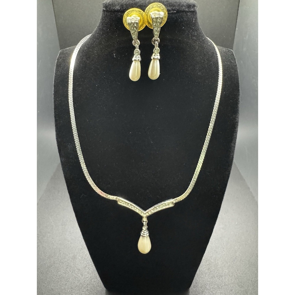 Vintage All Occasion Bracelet And Earring Set - Silver Tone And Pearl